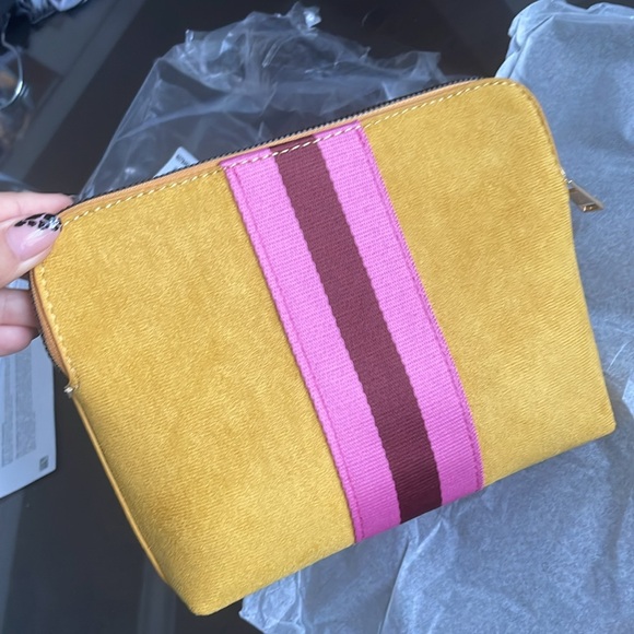 Neiman Marcus Velvet Pouch - Picture 13 of 15